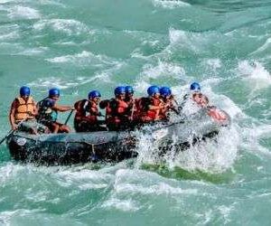10 Km Rafting in Rishikesh