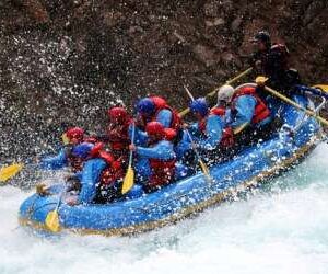 16 Km Rafting in Rishikesh